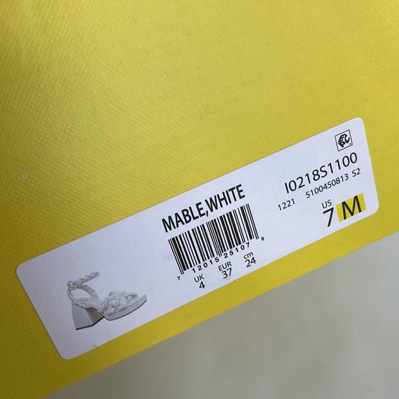 Circus NY Mable White Platform Heels - Picture 4 of 4